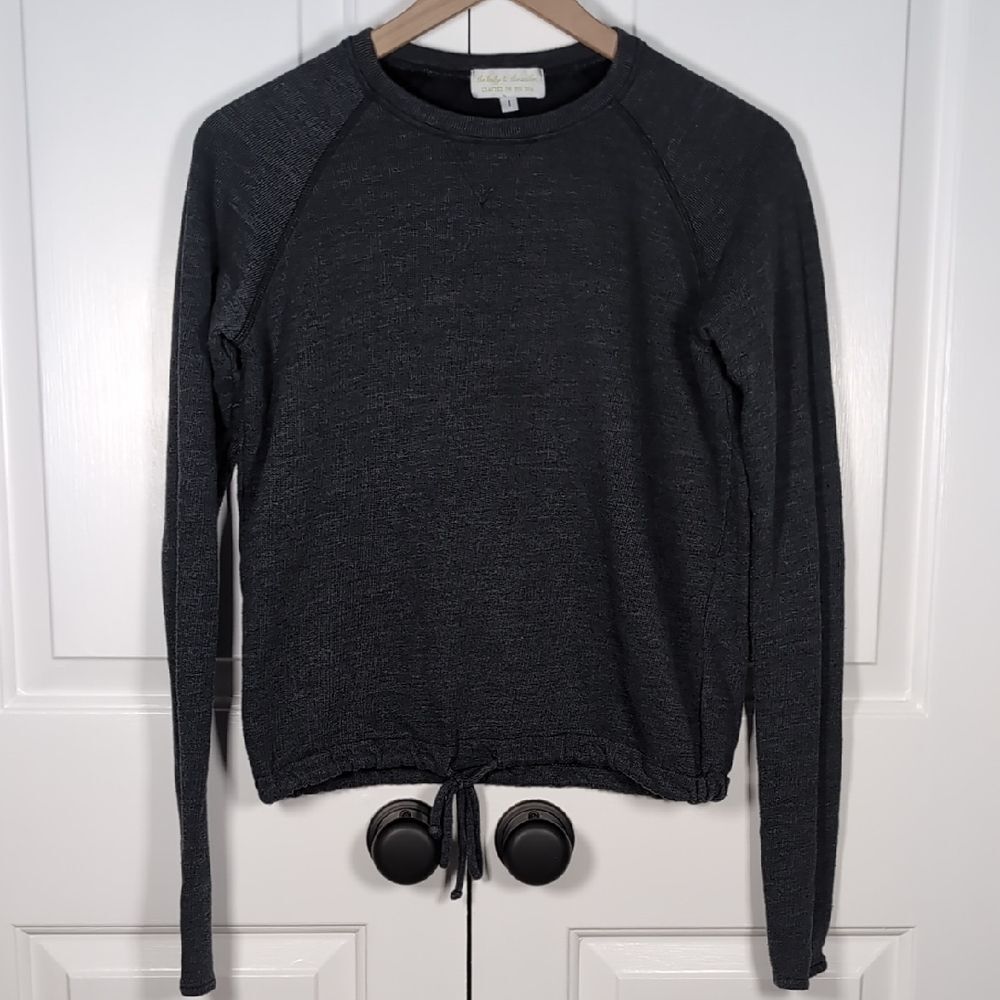 The Lady & The Sailor Minimalist Gray Sweatshirt with Cute Drawstring Hem Cozy